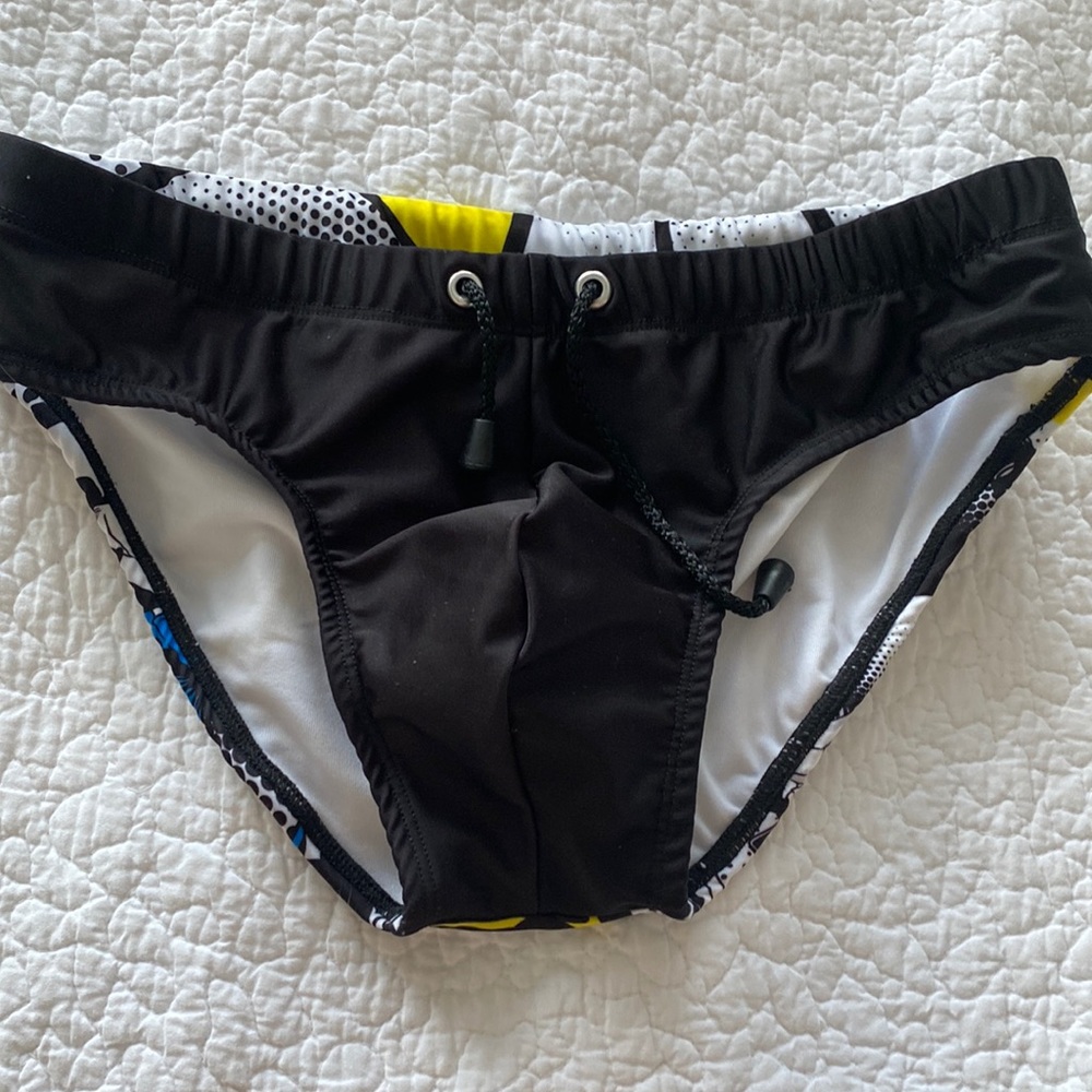 Never Used Blondies from Puerto Vallarta Pop Art Speedo Medium